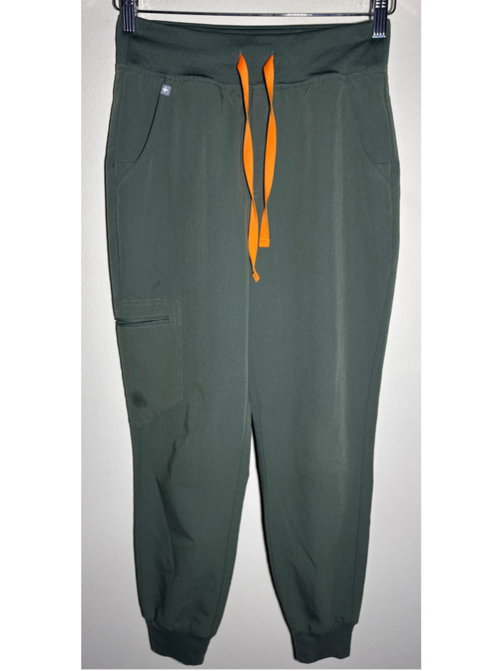 FIGS Jogger Scrub Pants XS Green Orange 26” inseam